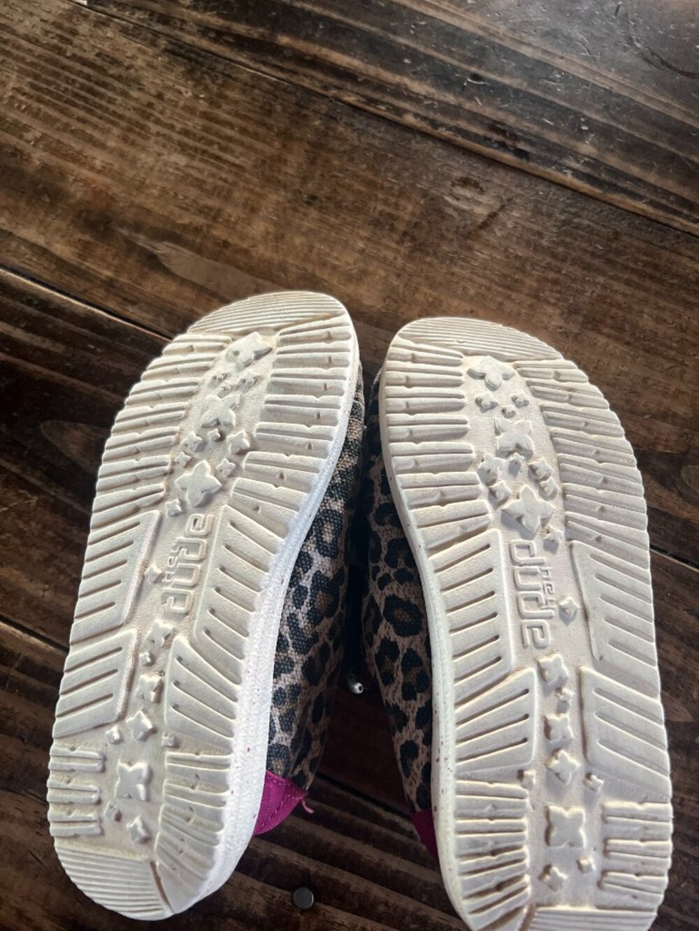 Youth Girls Wendy Cat Cheetah Sneakers - Picture 4 of 4